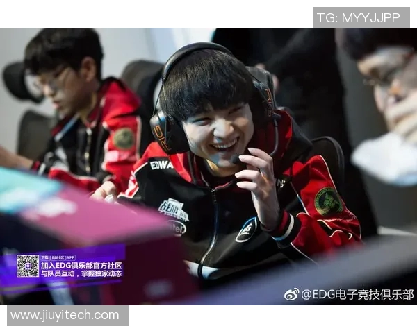 EDG在S15电竞总决赛中如何全面压制对手解析王者荣耀战术布局与执行 EDG在S15电竞总决赛中如何全面压制对手解析王者荣耀战术布局与执行